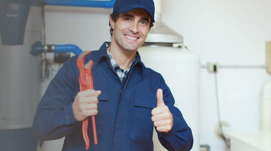 Expert burst pipe repair services in Bristow, IA